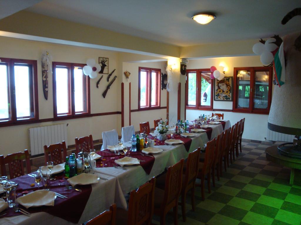 Family Hotel Diana Lyaskovo  Экстерьер фото